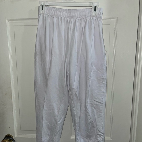 White sweatpants!! - Picture 1 of 2
